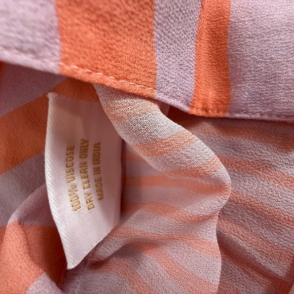 Saachi Striped peach and White Button-Up Shirt size large - Picture 11 of 11